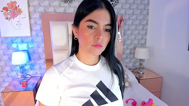 Sasha  sims   online show from November 28, 11:32 am