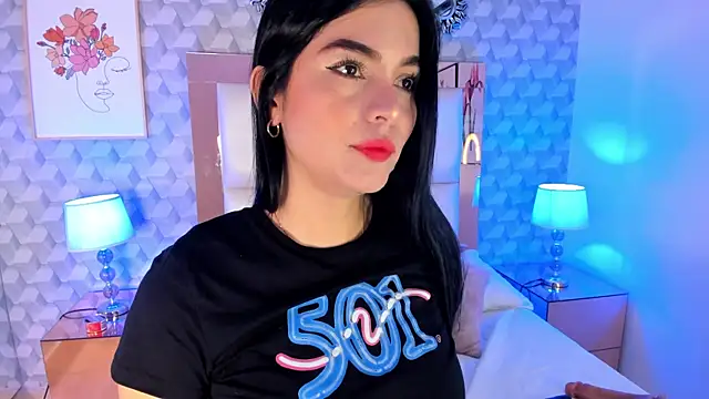 Sasha  sims   online show from October 20, 11:22 am