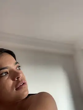 JuanitaMore01 online show from October 16, 8:17 pm