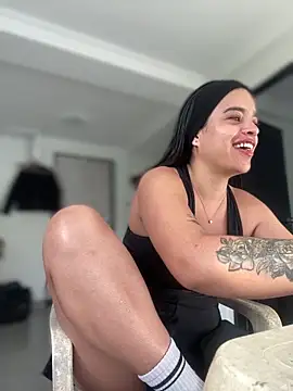 JuanitaMore01 online show from October 5, 9:16 pm