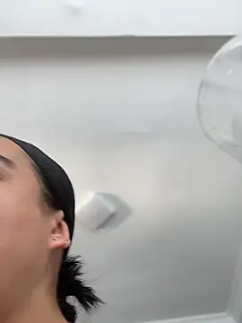 JuanitaMore01 online show from February 11, 5:35 pm