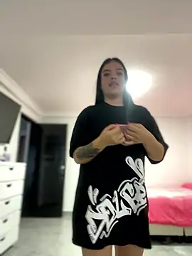 JuanitaMore01 online show from January 15, 8:23 pm