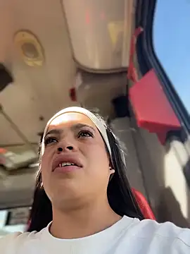 JuanitaMore01 online show from April 22, 8:59 pm