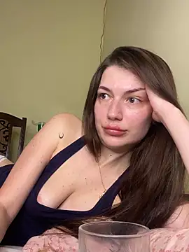 Cute Erika online show from November 29, 12:00 am