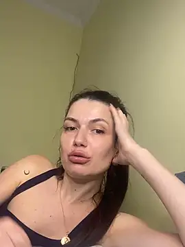 Cute Erika online show from November 6, 1:48 pm