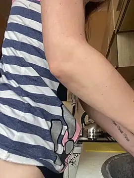 Cute Erika online show from November 14, 12:20 pm