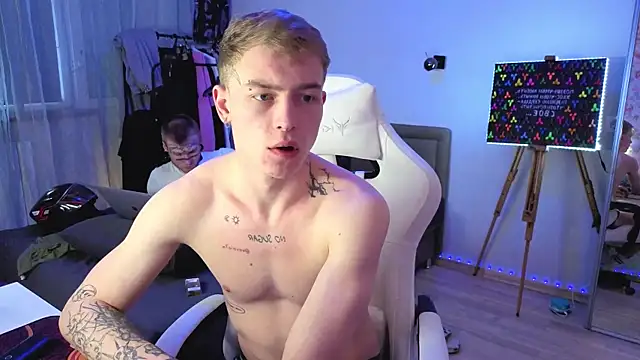 callmealexthx online show from March 31, 12:40 pm