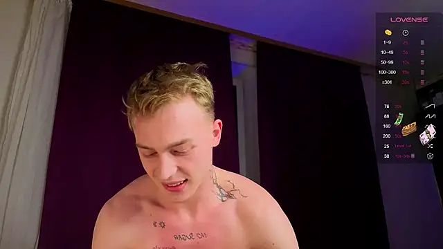 callmealexthx online show from November 29, 12:00 am