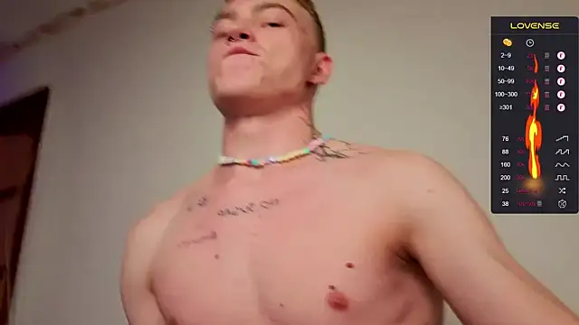callmealexthx online show from September 17, 4:20 pm