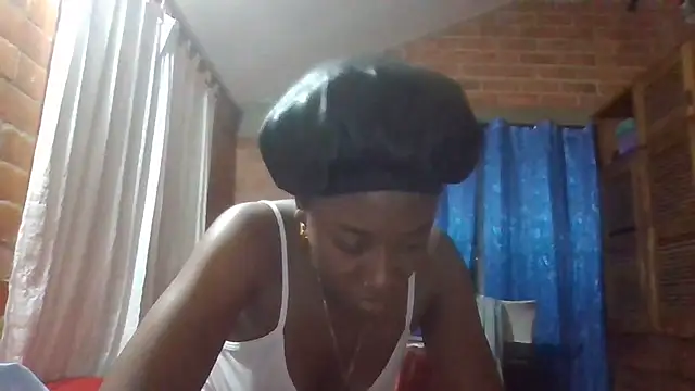 DarkHoneyy online show from February 17, 3:48 am