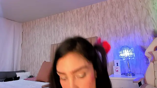 Emely florence  online show from February 14, 3:18 am