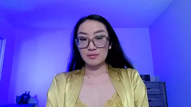 Aliciaz3 online show from October 6, 4:08 pm