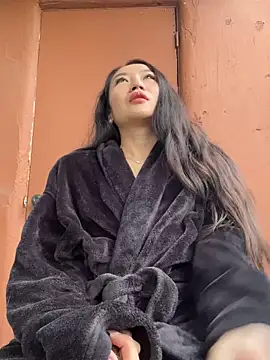 Snapshot of Aliciaz3 chatting on October 22, 12:32 am Aliciaz3 online show from October 22, 12:32 am