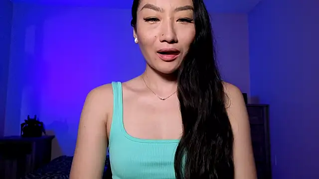 Snapshot of Aliciaz3 chatting on November 15, 2:10 pm Aliciaz3 online show from November 15, 2:10 pm