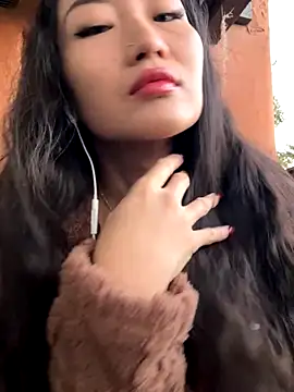 Snapshot of Aliciaz3 chatting on December 3, 2:38 pm Aliciaz3 online show from December 3, 2:38 pm