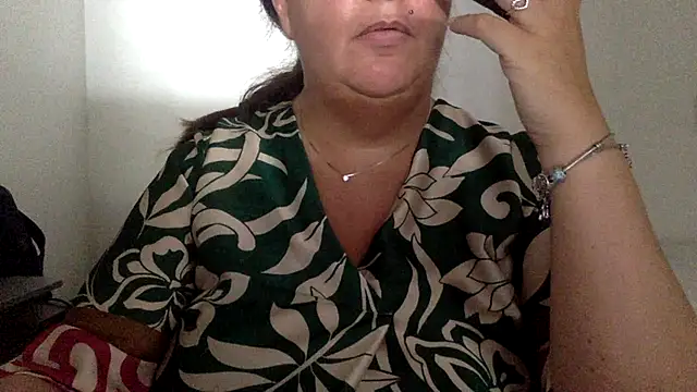 Snapshot of LaReginaNera chatting on June 26, 12:00 pm LaReginaNera online show from June 26, 12:00 pm
