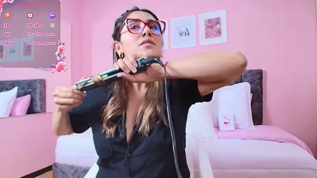 maddie beauty online show from November 18, 8:01 pm