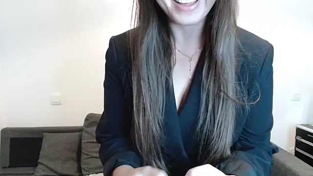 liloush   online show from October 7, 7:26 pm