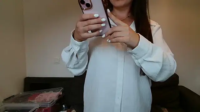 liloush   online show from October 3, 3:46 pm