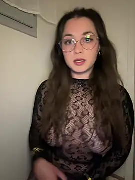liloush   online show from May 14, 8:06 pm