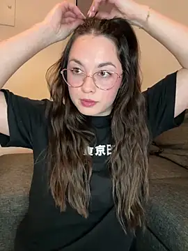 liloush   online show from March 23, 9:58 pm