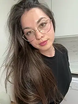 liloush   online show from June 2, 2:39 pm