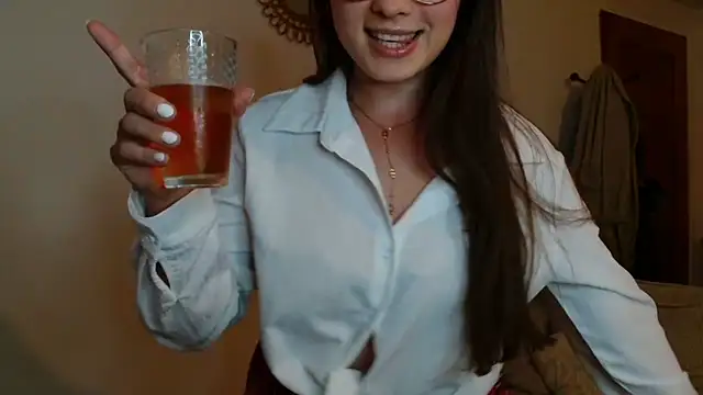 liloush   online show from September 21, 8:36 pm