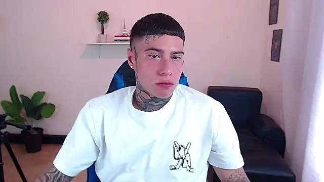 setthomas online show from October 22, 3:44 pm