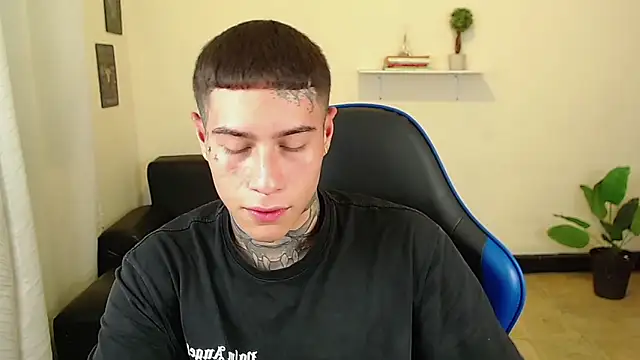 setthomas online show from January 16, 9:52 pm