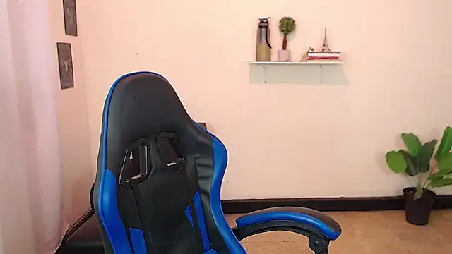 setthomas online show from December 16, 9:30 pm