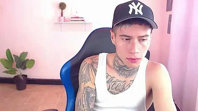 setthomas online show from December 3, 2:49 pm