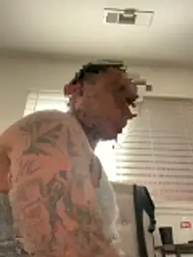 pnwzo online show from October 29, 11:14 pm