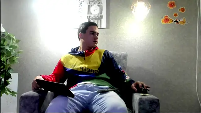 battistaturner online show from October 19, 2:36 am