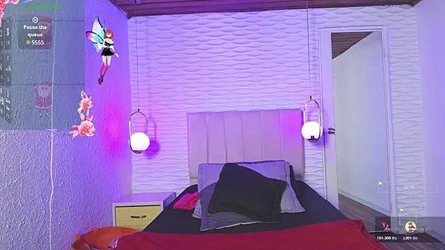 ly lulu online show from November 25, 7:03 pm