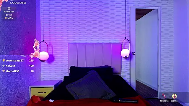 ly lulu online show from November 11, 7:08 pm