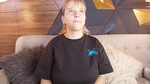 ly lulu online show from April 8, 11:01 am