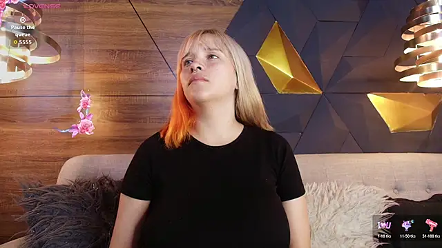 ly lulu online show from March 27, 11:11 am