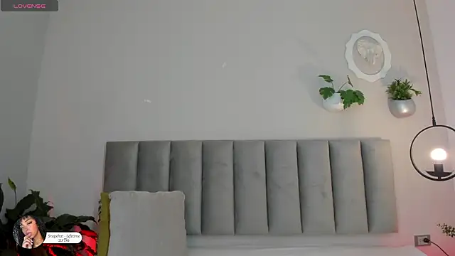 Tina curly online show from March 6, 11:05 am