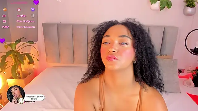 Tina curly online show from April 3, 10:43 am