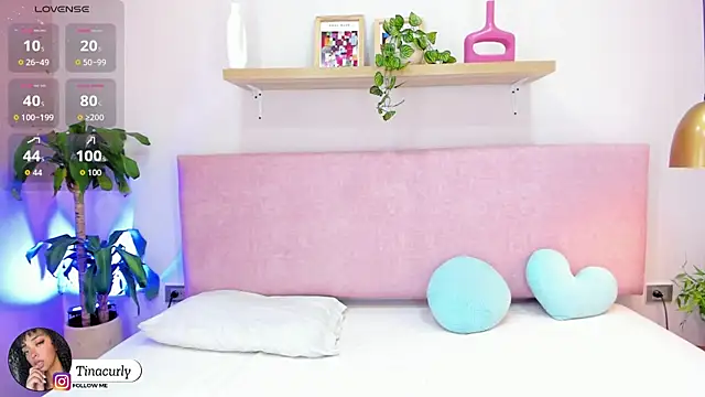 Tina curly online show from November 7, 11:48 am