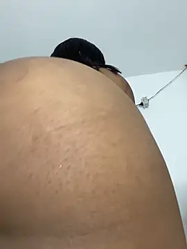 Rousevans  online show from November 23, 3:49 am