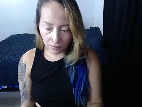 Snapshot of nath_92 chatting on October 4, 2:35 am nath 92 online show from October 4, 2:35 am