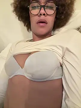 sexentrevoisin online show from February 10, 1:48 am