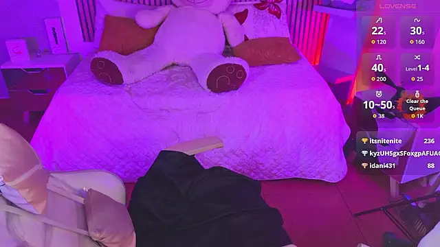  aitana 001 online show from March 8, 2:04 am