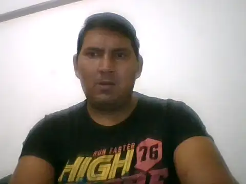 Snapshot of alexande_04 chatting on October 21, 2:55 am alexande 04 online show from October 21, 2:55 am