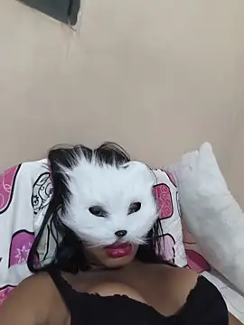 DuCreu online show from December 22, 3:23 pm