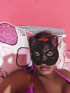 DuCreu online show from April 18, 5:26 pm