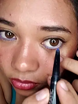 Violethroos online show from March 10, 3:43 am