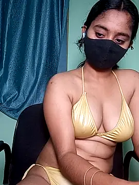 shrutee12 online show from May 10, 8:00 pm