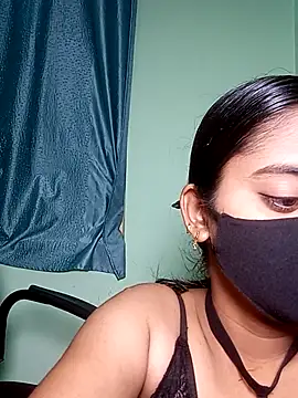 shrutee12 online show from May 30, 6:02 pm